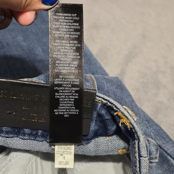 NEW Chico’s Size 0.5 (6) Blue Denim So Slimming Girlfriend Ankle Jeans - Picture 7 of 10